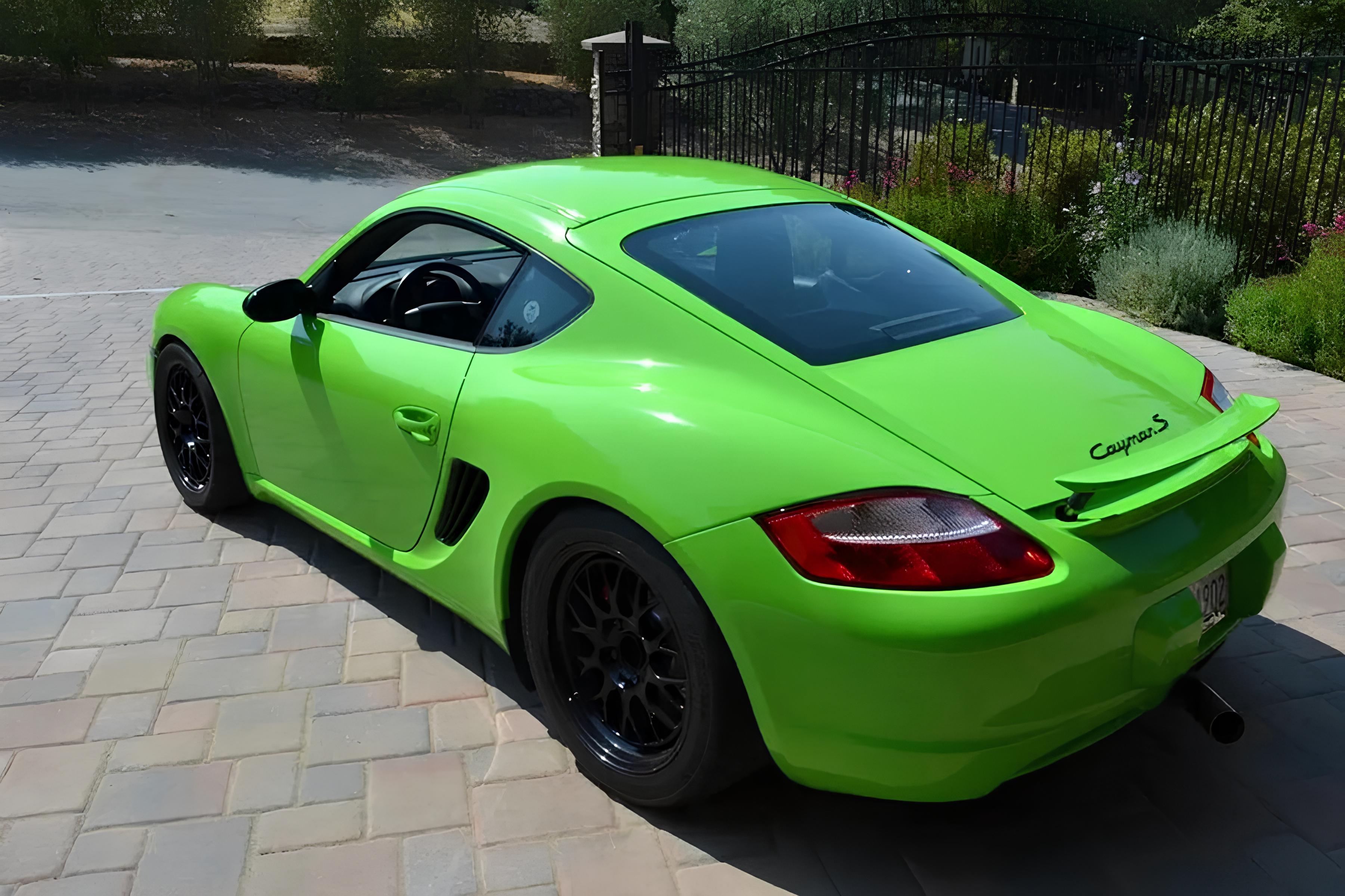 Avery SWF – Grass Green Gloss