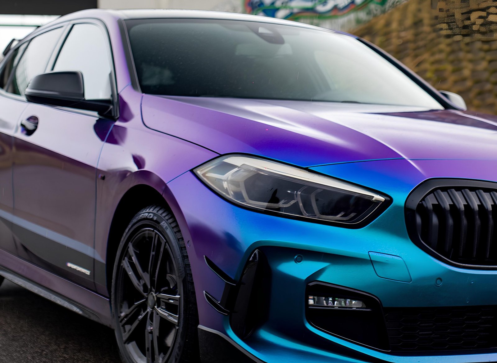 KPMF K775465 – Violet Bleu Nébuleuse Brillant Iridescent