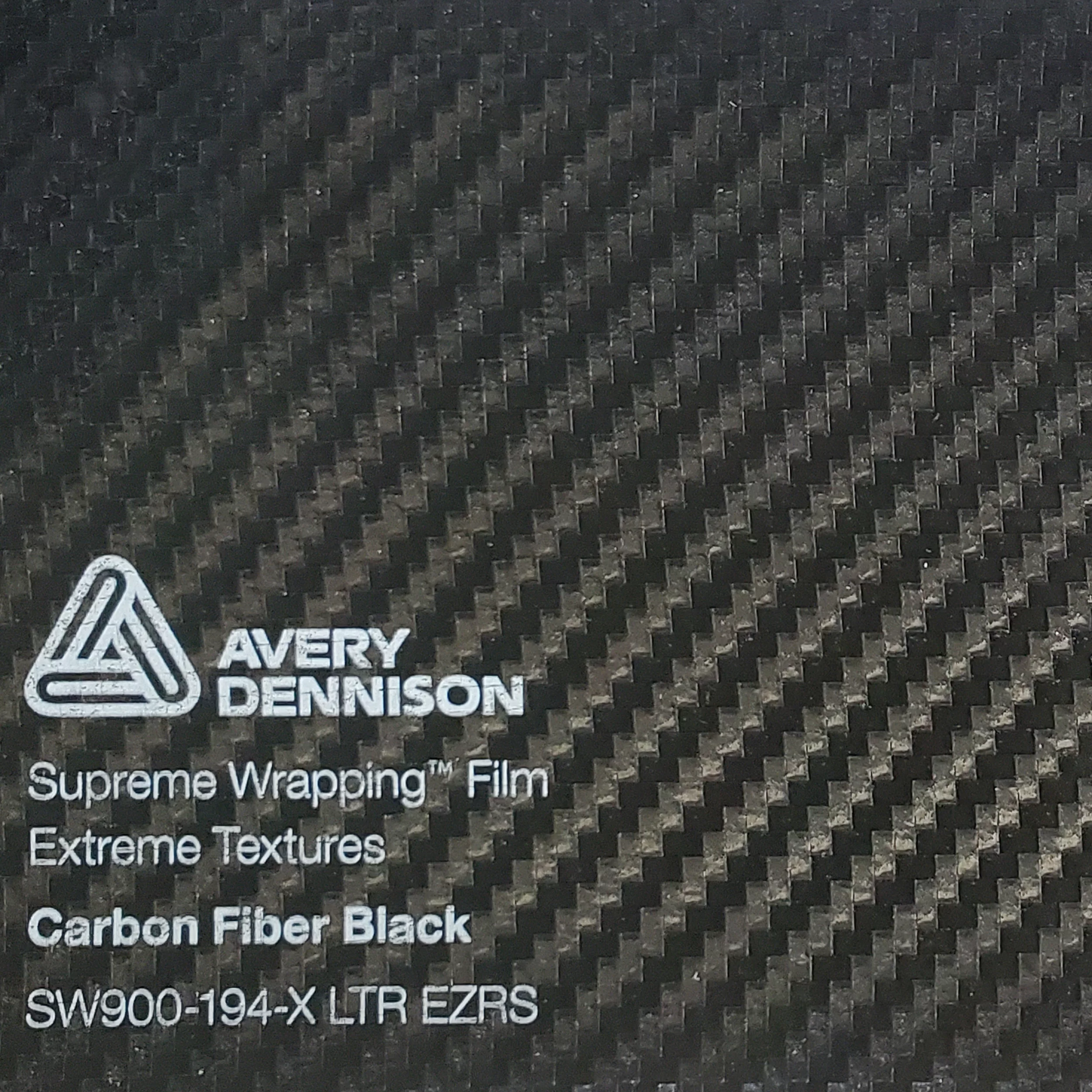 Avery Dennison® SWF – Noir Fibre de Carbone